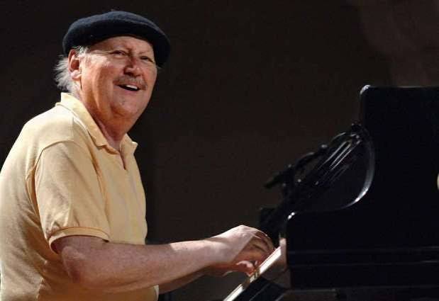 Larry Vuckovich