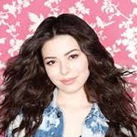 Miranda Cosgrove