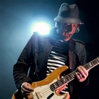 Simon Jones