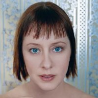 Suzanne Vega